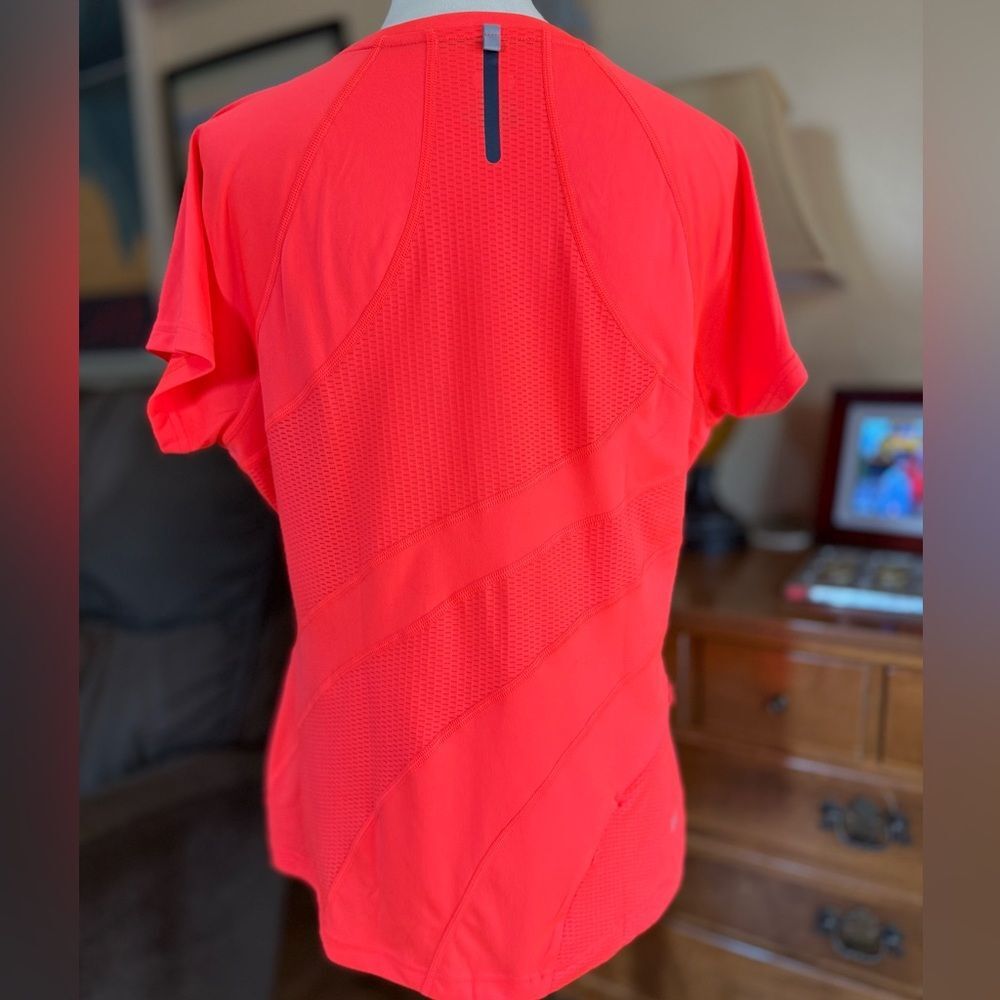 Fila Women's 2 Piece Neon Red Orange and Gray Short Sleeve Top and Jacket - Picture 9 of 13